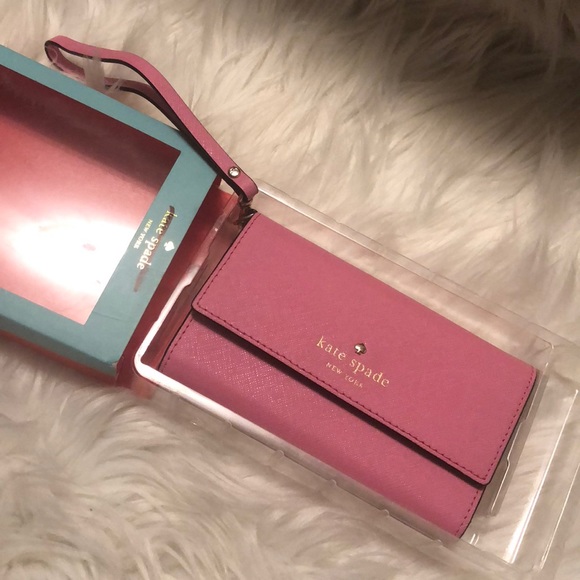 kate spade Handbags - Pink wristlet